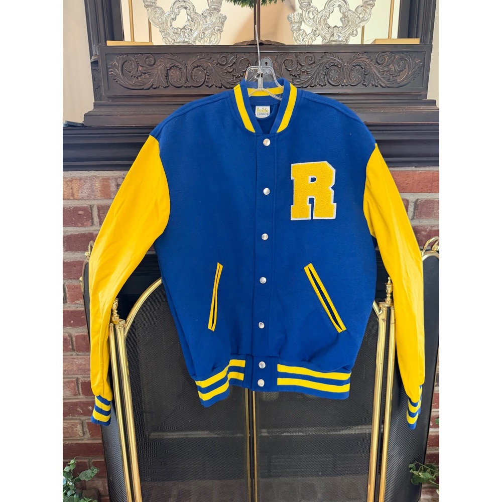 Archie Comics Riverdale Varsity
Jacket Large Letterman
Halloween Costume Cosplay